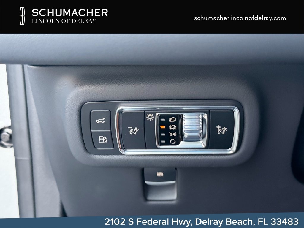 New 2026 Lincoln Nautilus Reserve AWD/4WD image 23