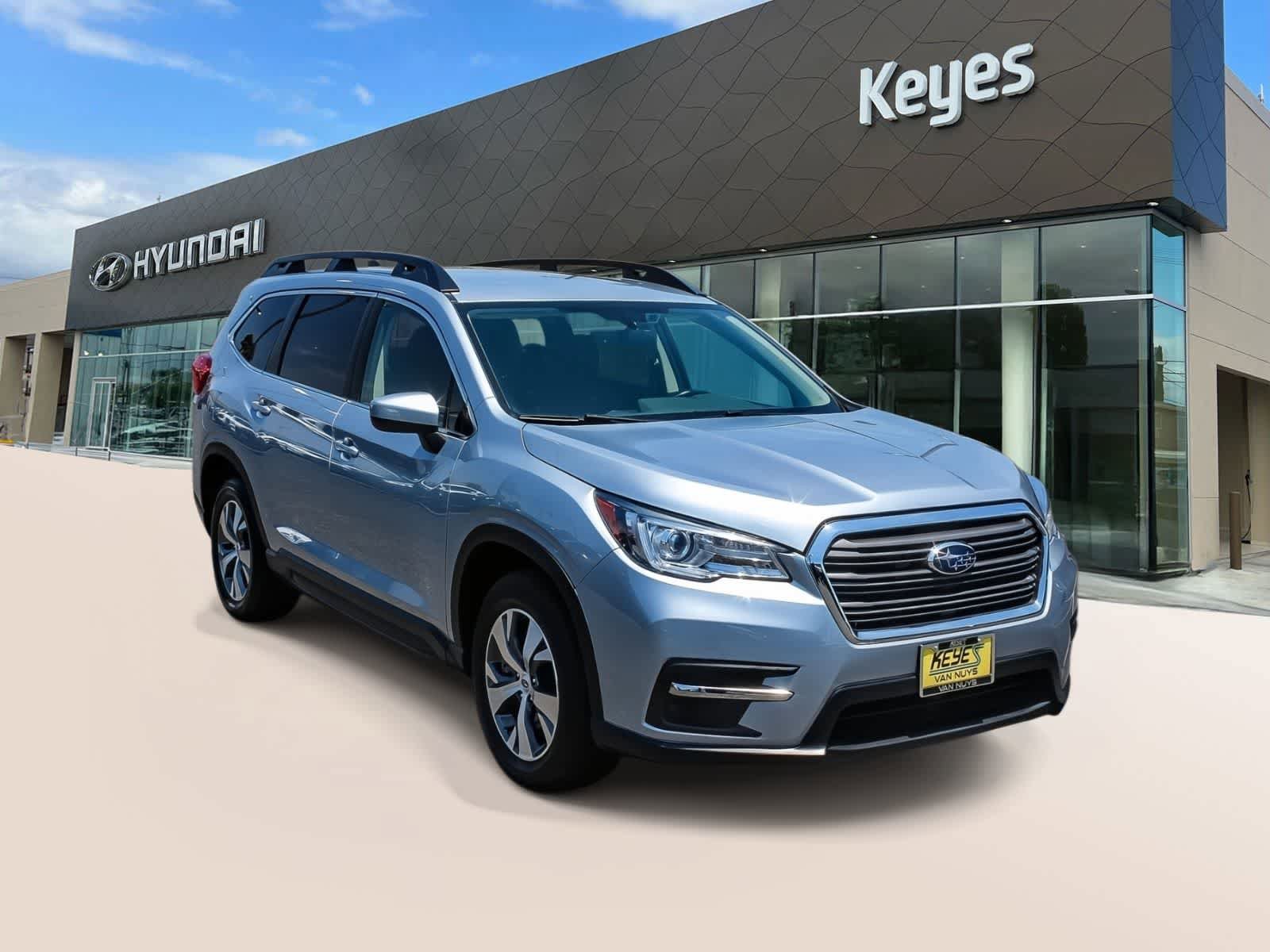 Used 2022 Subaru Ascent Premium w/ Convenience Package AWD/4WD image 3