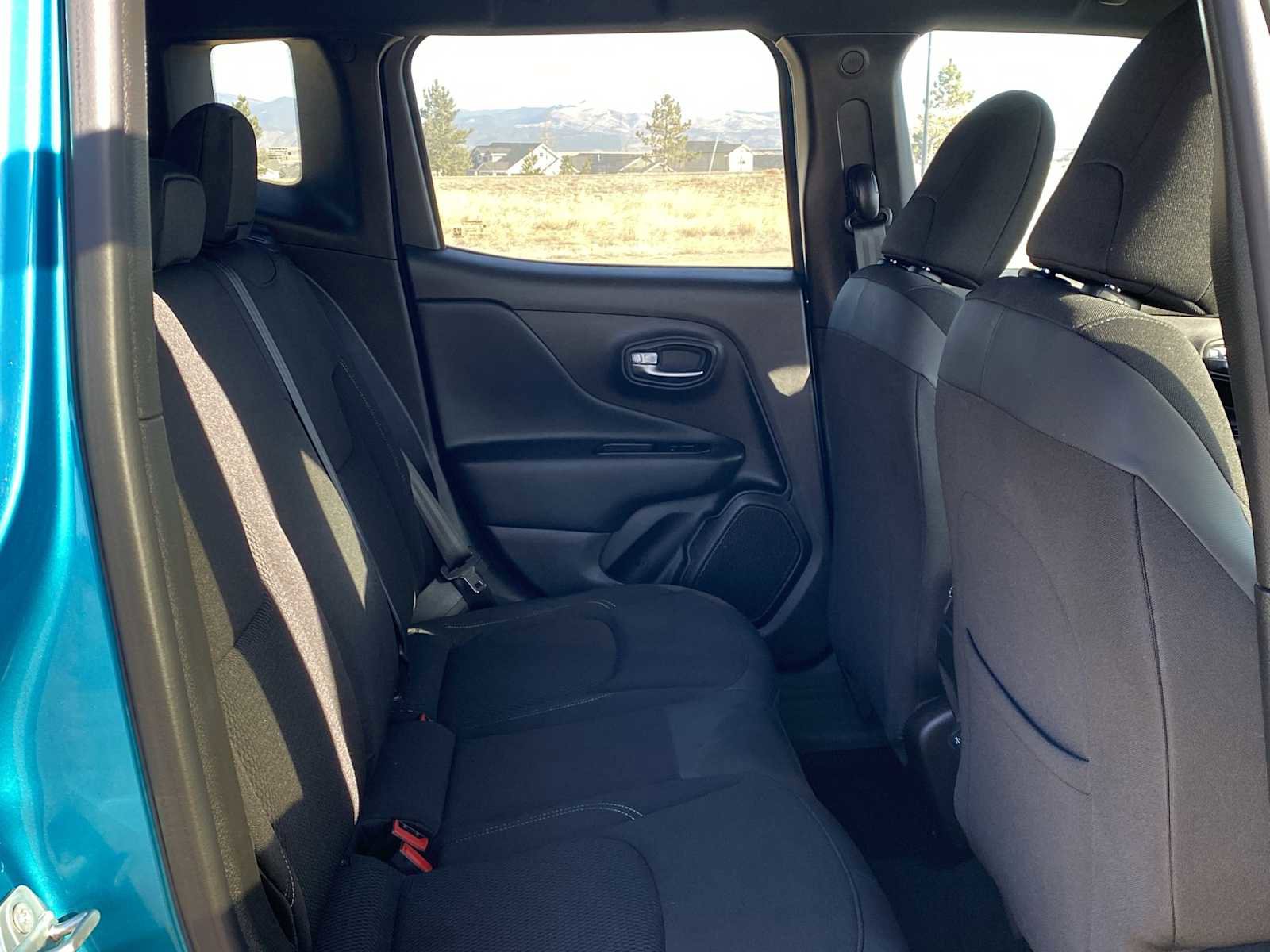 Certified 2022 Jeep Renegade Altitude image 35