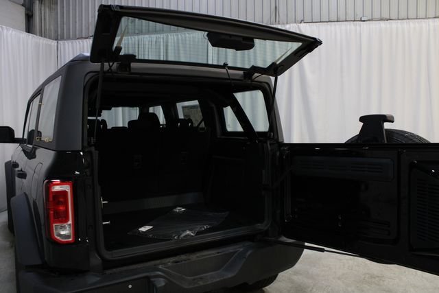New 2025 Ford Bronco 4-Door AWD/4WD image 30