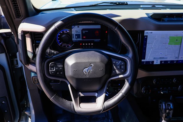 Used 2022 Ford Bronco Wildtrak image 12