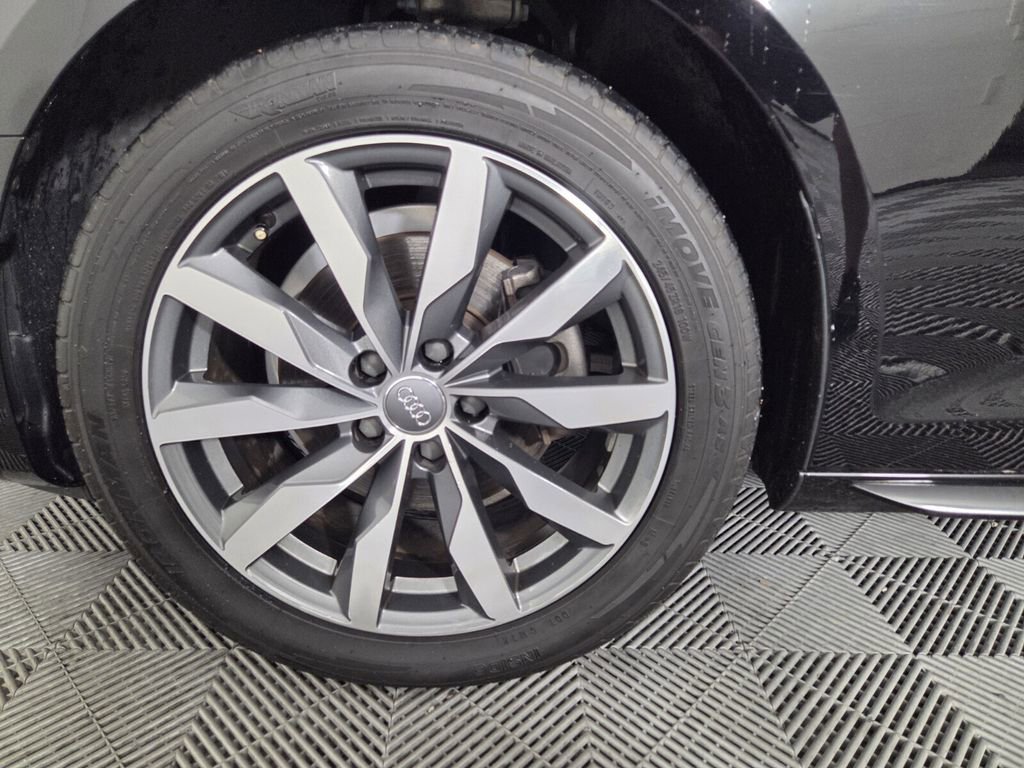 Used 2020 Audi A4 2.0T Premium w/ Convenience Package image 10