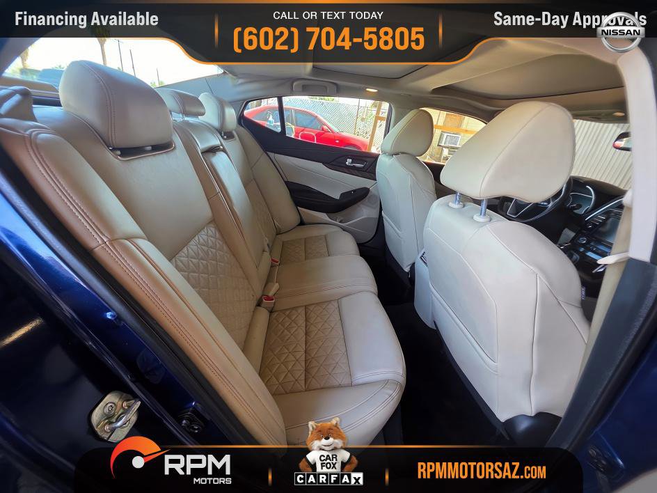 Used 2017 Nissan Maxima Platinum FWD image 12