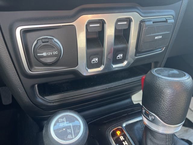 Used 2023 Jeep Wrangler Sport S image 20