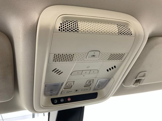 Certified 2022 Cadillac XT6 Premium Luxury w/ Technology Package image 16