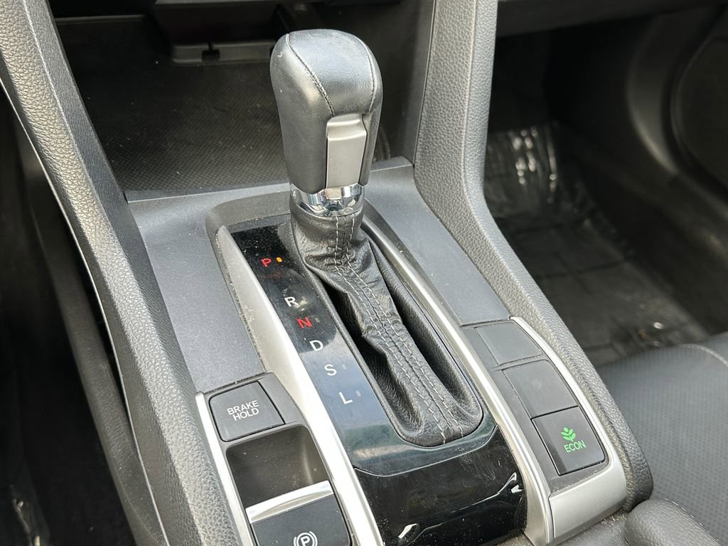 Used 2018 Honda Civic Touring image 30