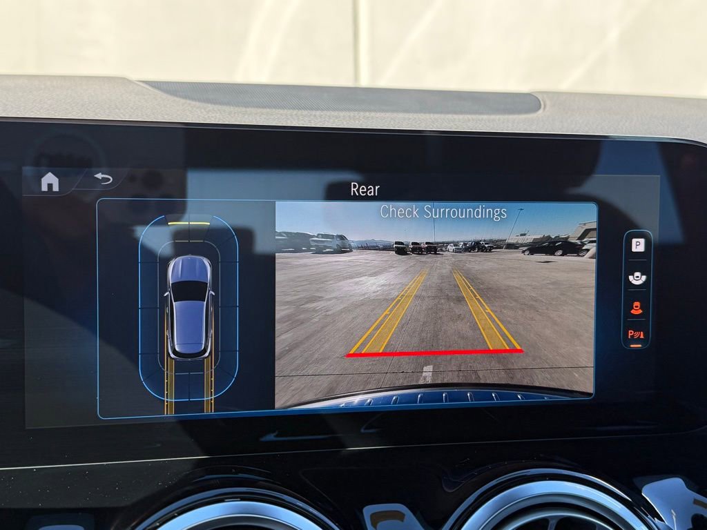 Used 2025 Mercedes-Benz GLA 35 AMG 4MATIC image 9