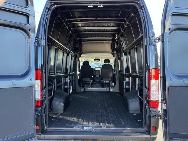 New 2026 RAM ProMaster 3500 w/ Premium Convenience Group image 16