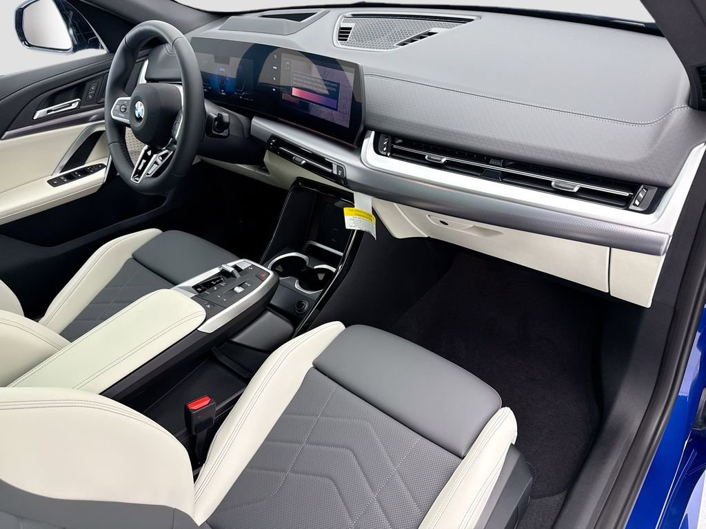 New 2026 BMW X2 xDrive28i w/ Technology Package image 16