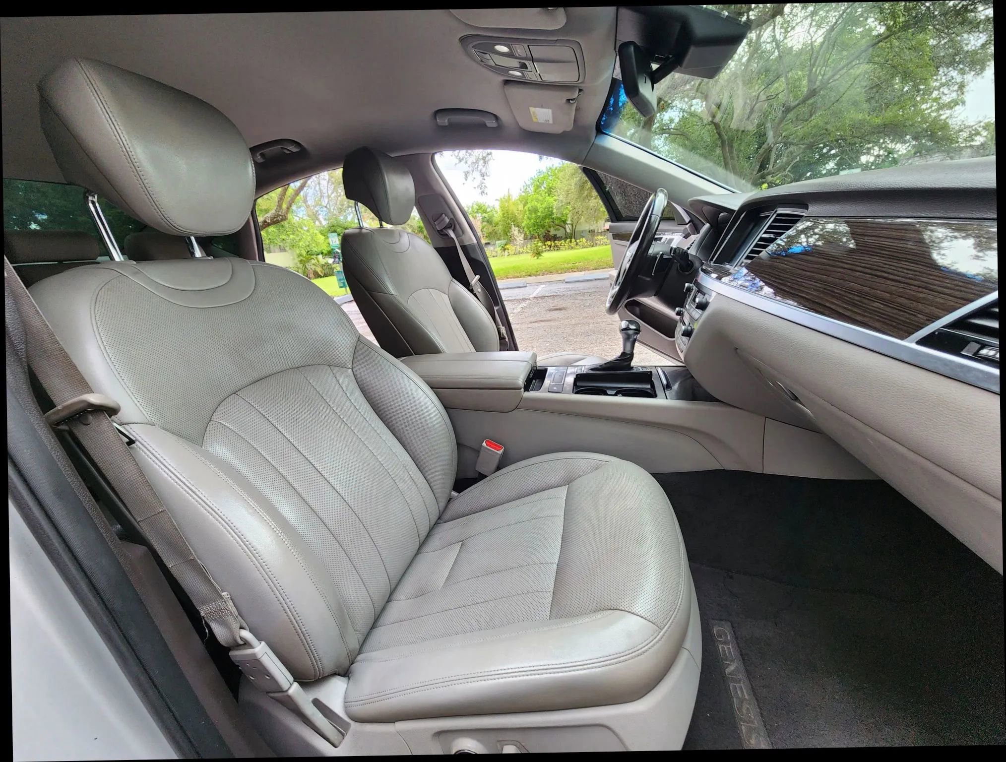 Used 2018 Genesis G80 3.8 image 28