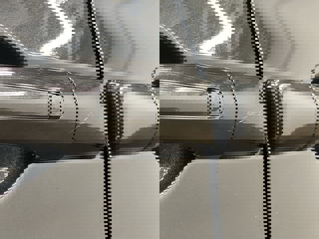 Used 2024 Chrysler Pacifica Select image 32