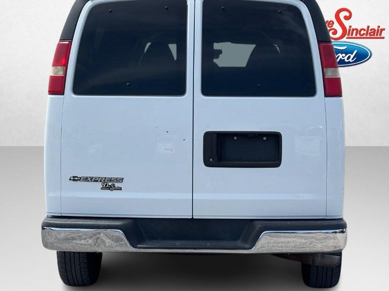 Used 2014 Chevrolet Express 3500 LT w/ LT Preferred Equipment Group RWD image 8
