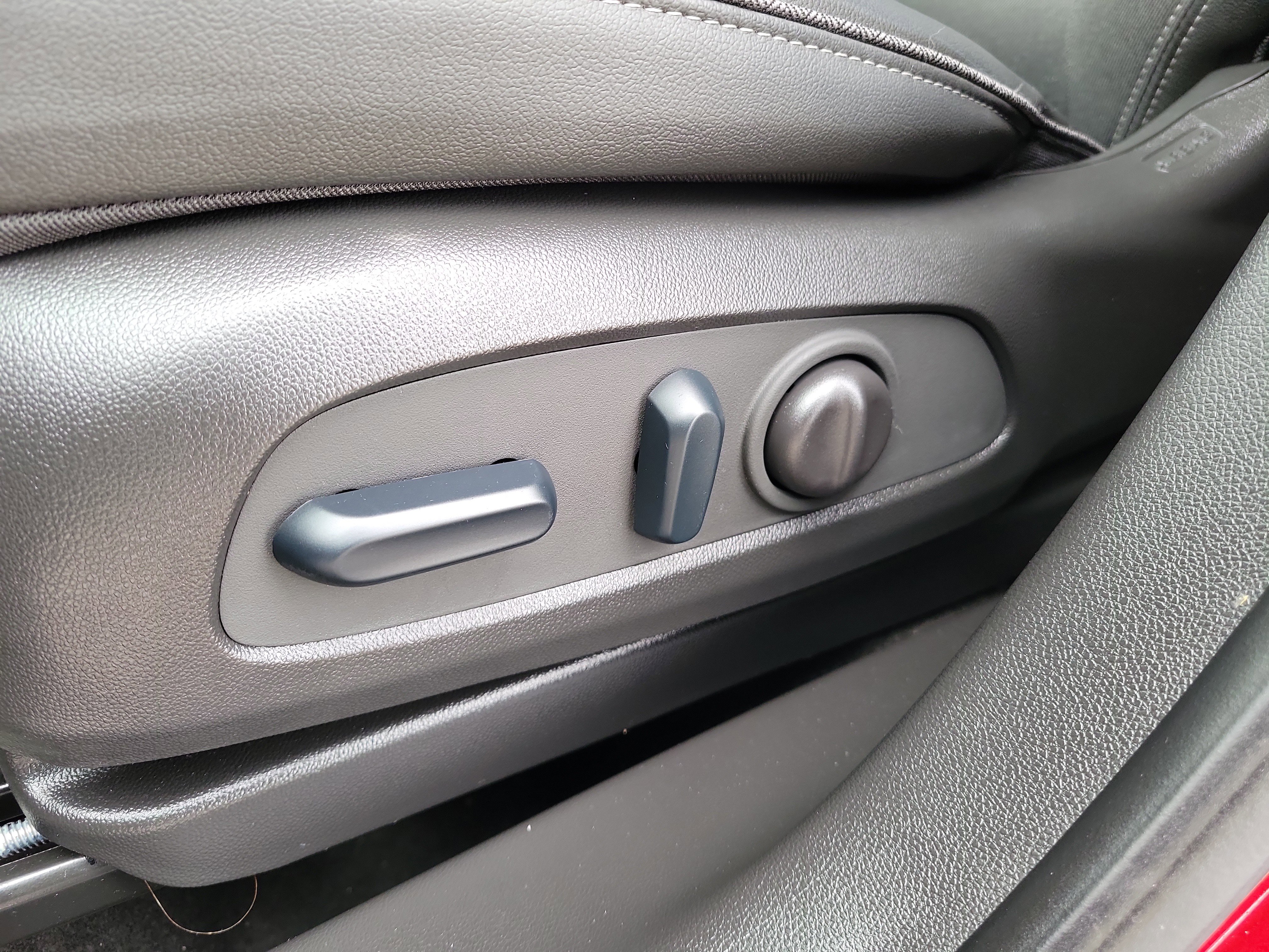 Certified 2023 Buick Encore GX Select w/ Sport Touring Package image 17