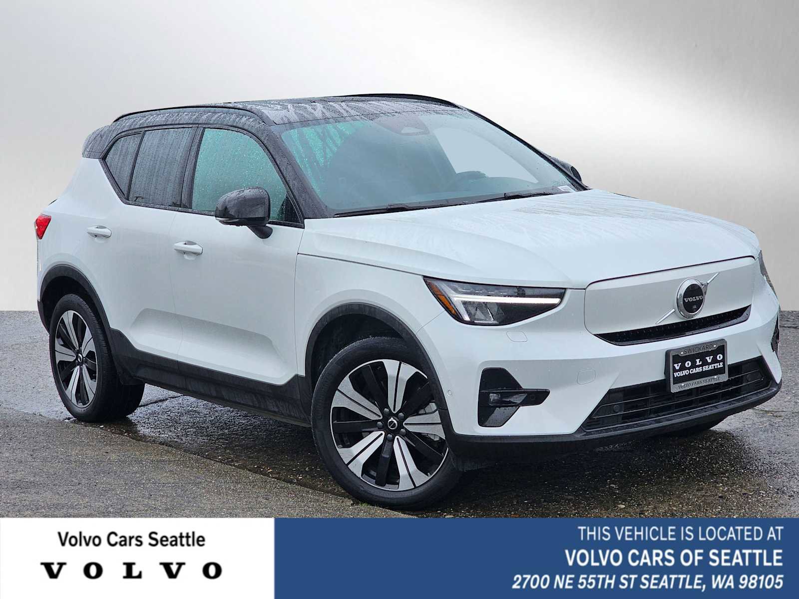 Certified 2023 Volvo XC40 Recharge Plus image 1