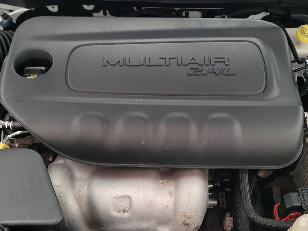 Used 2019 Jeep Cherokee Latitude Plus image 30