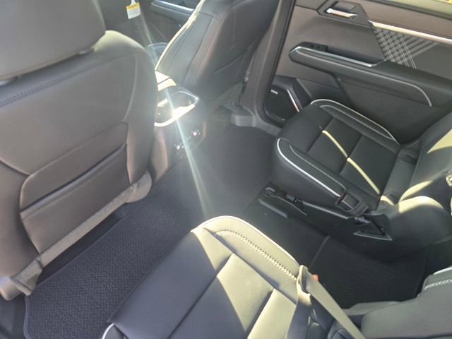 New 2026 GMC Acadia Denali w/ Super Cruise Package FWD image 11