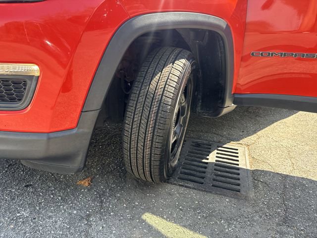 Used 2019 Jeep Compass Sport image 30