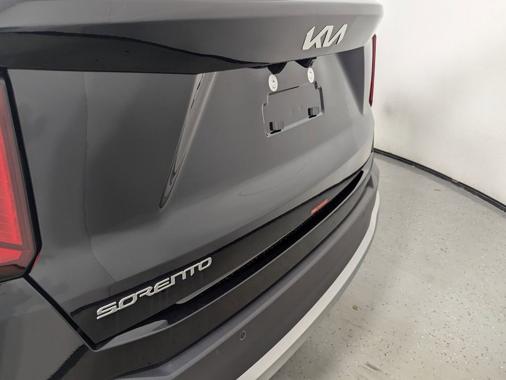New 2025 Kia Sorento S w/ Panoramic Sunroof Package image 8