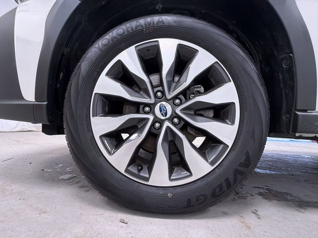 Used 2025 Subaru Outback Limited image 14