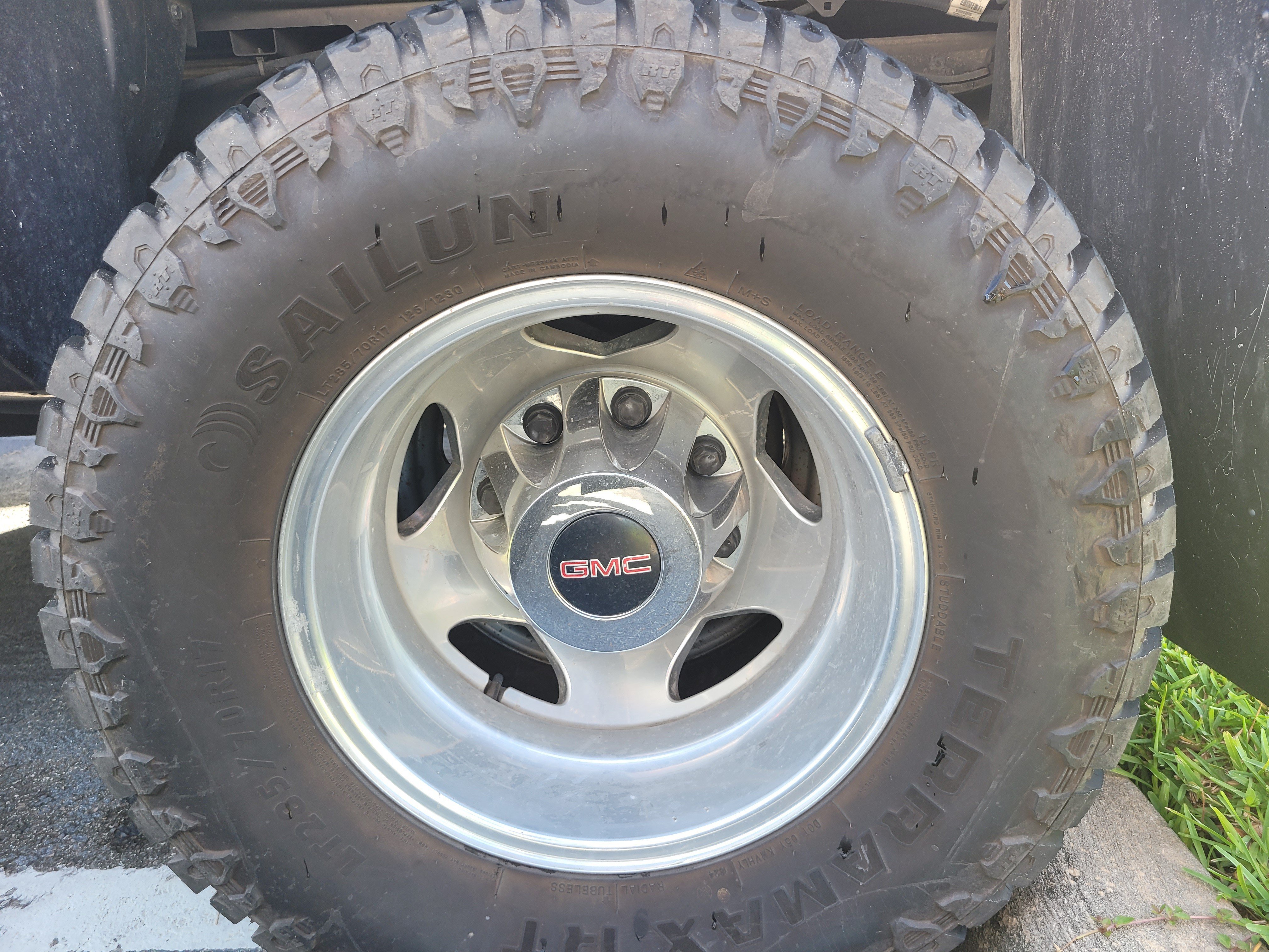 Used 2015 GMC Sierra 3500 Denali AWD/4WD image 8