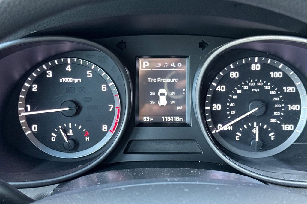 Used 2017 Hyundai Santa Fe Sport image 21