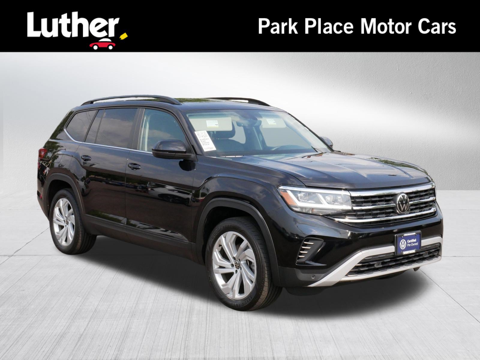 Certified 2023 Volkswagen Atlas SE w/ Panoramic Sunroof Package AWD/4WD image 1