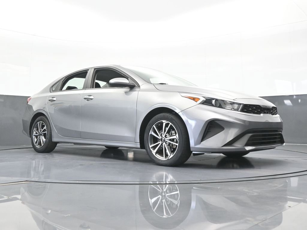 Used 2022 Kia Forte LXS image 54