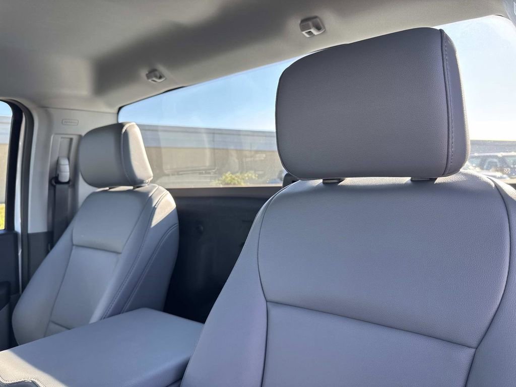 New 2026 Ford F250 XL w/ XL Chrome Package image 22