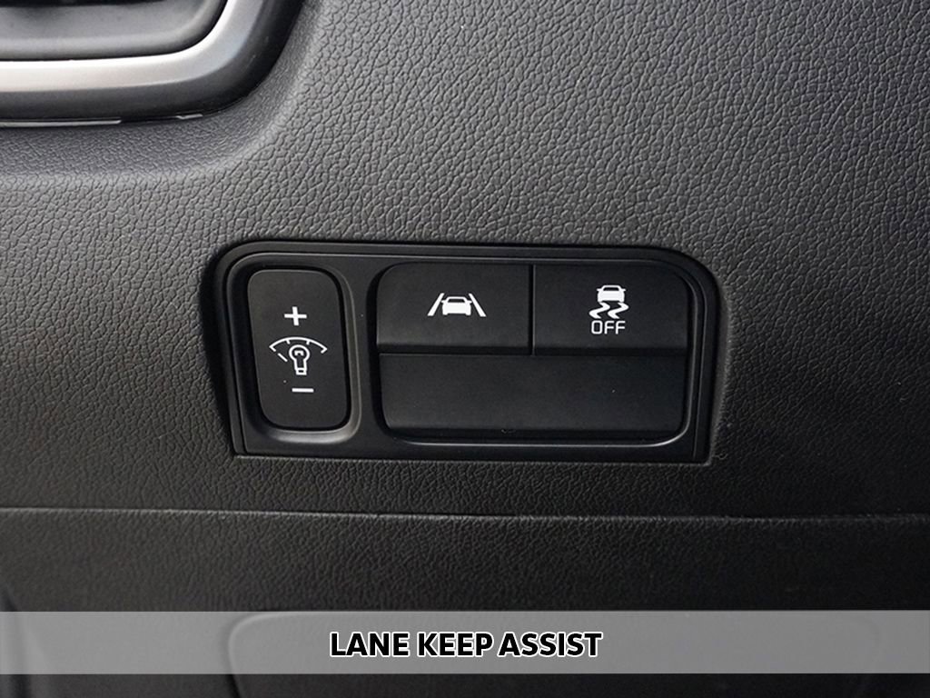 Used 2022 Kia Sorento S w/ Panoramic Sunroof Package AWD/4WD image 6