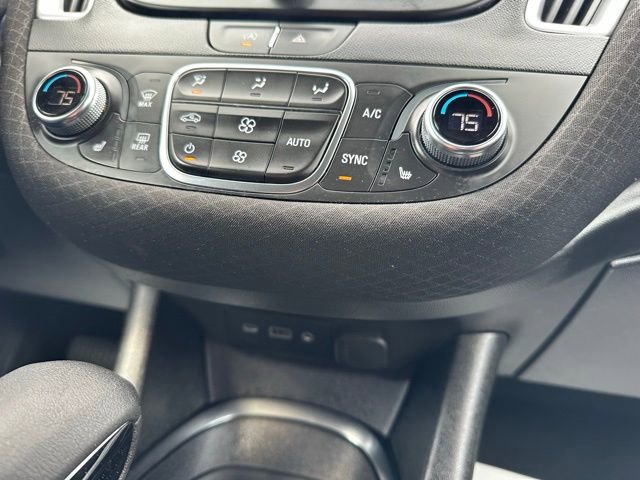 Used 2023 Chevrolet Malibu LT FWD image 27