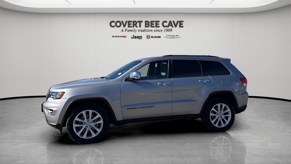 Used 2017 Jeep Grand Cherokee Limited w/ Trailer Tow Group IV image 4