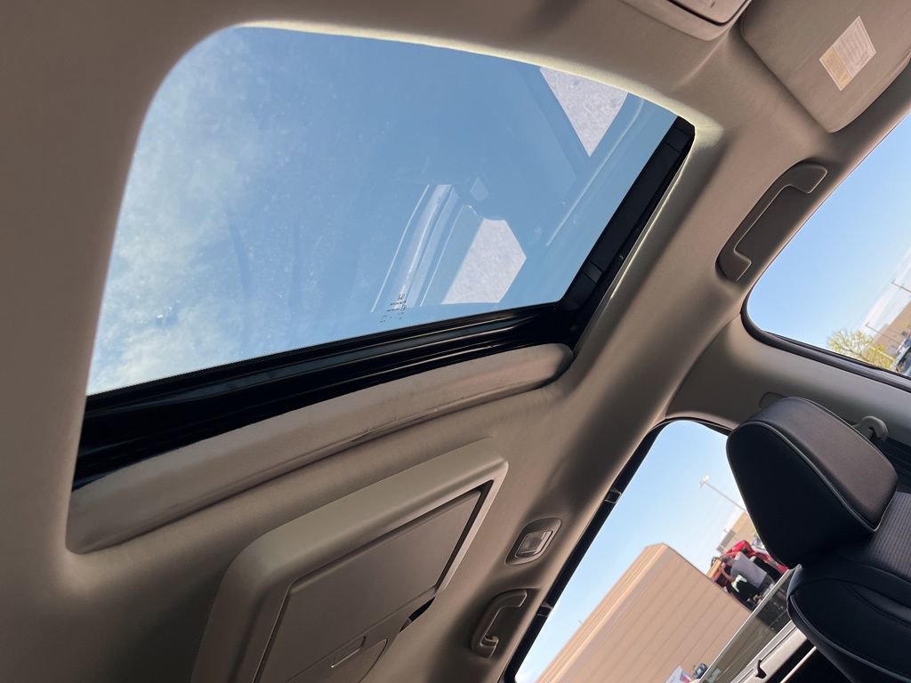 Certified 2026 Honda Odyssey Elite image 32