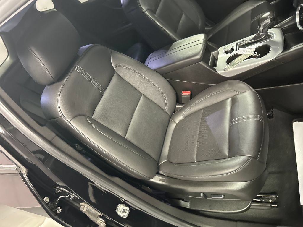 Used 2022 Chevrolet Blazer LT AWD/4WD image 25