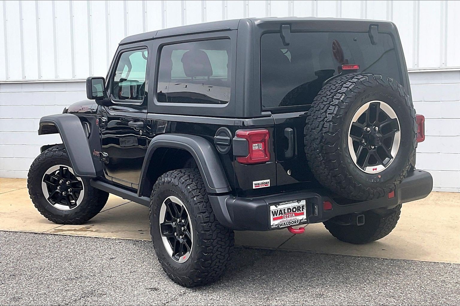 Used 2020 Jeep Wrangler Rubicon w/ Steel Bumper Group AWD/4WD image 15