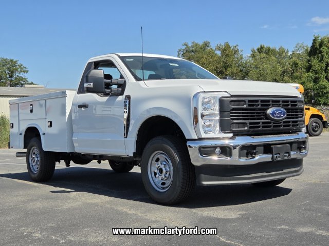 New 2026 Ford F250 XL w/ XL Chrome Package AWD/4WD image 7