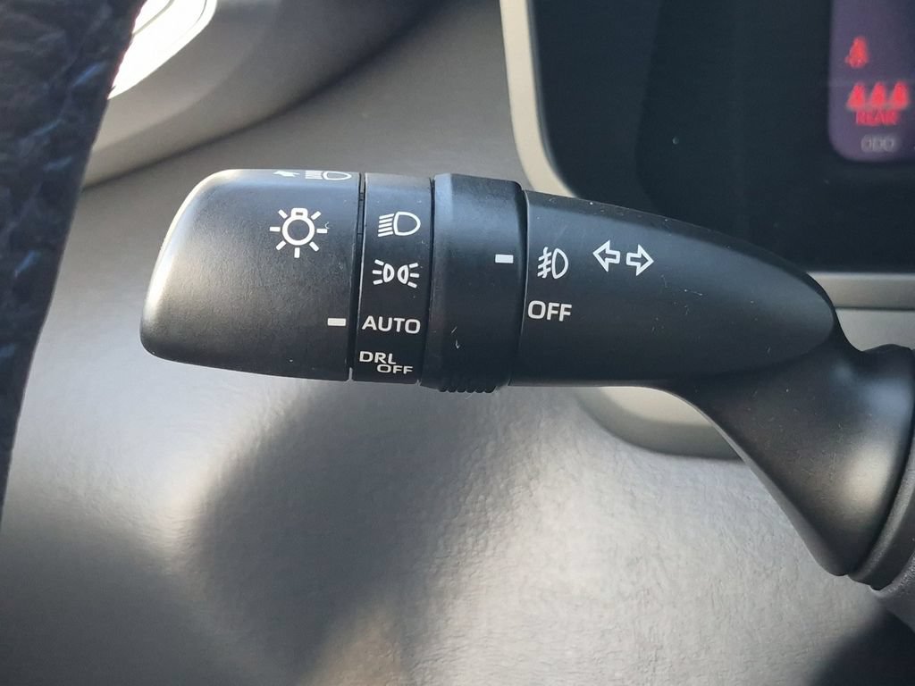 Used 2025 Toyota Tundra Platinum AWD/4WD image 26