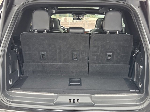 Used 2020 Lincoln Navigator Reserve w/ Equipment Group 208A Reserve image 14