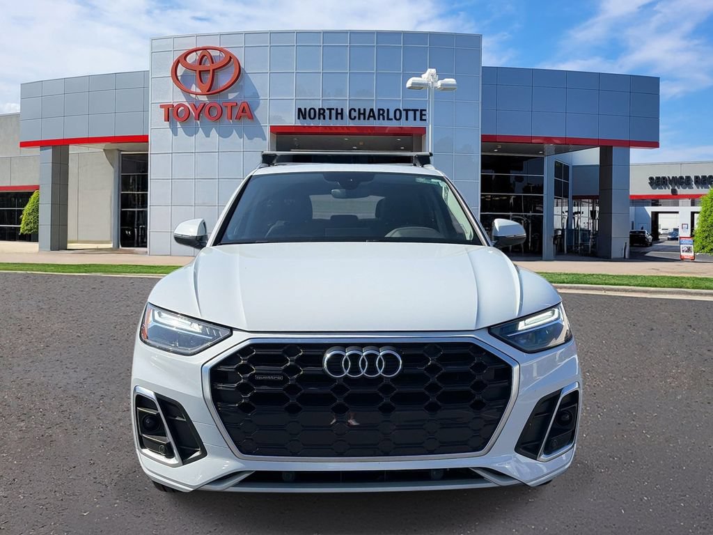 Used 2023 Audi Q5 2.0T Premium AWD/4WD image 2