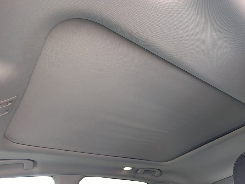 Used 2019 Nissan Murano SV w/ Premium Package image 16