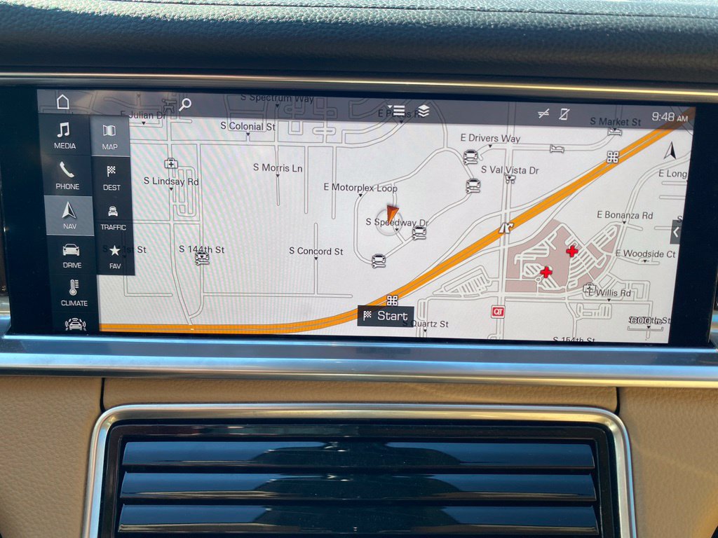 Used 2017 Porsche Panamera 4 AWD/4WD image 19