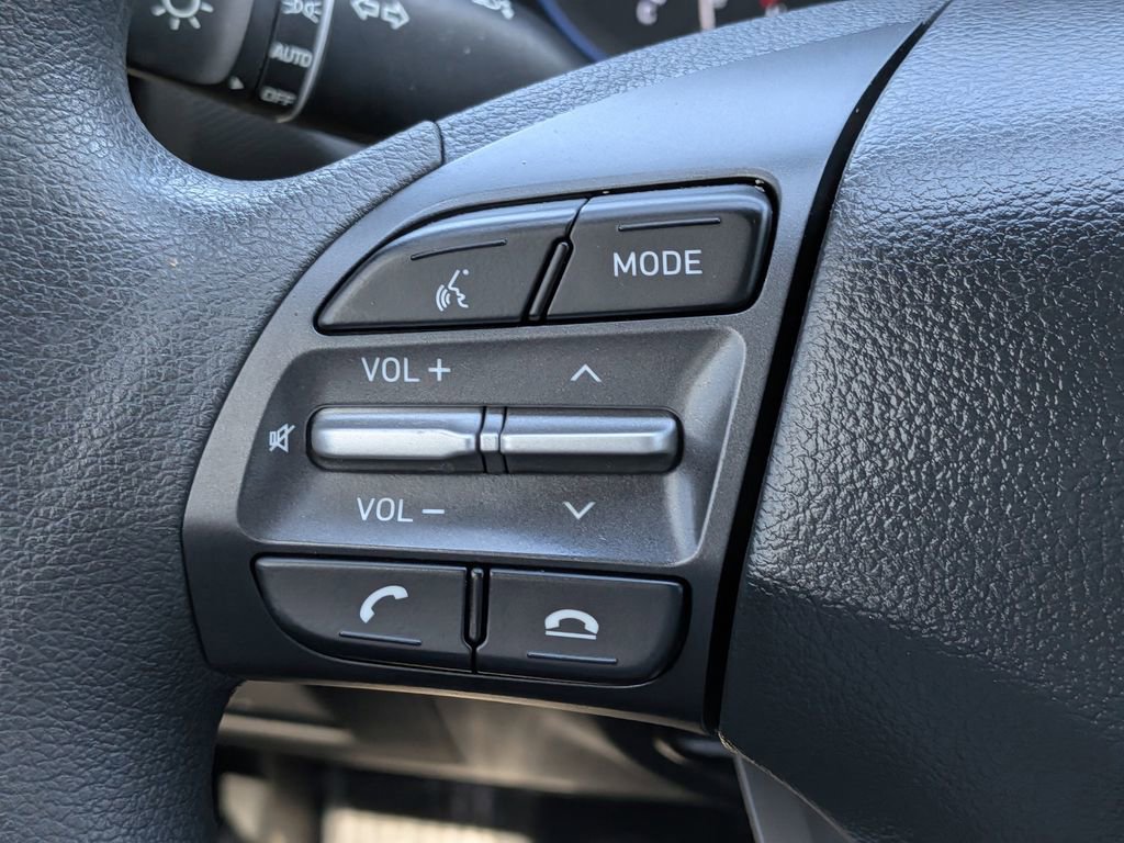Used 2021 Hyundai Kona SE FWD image 22