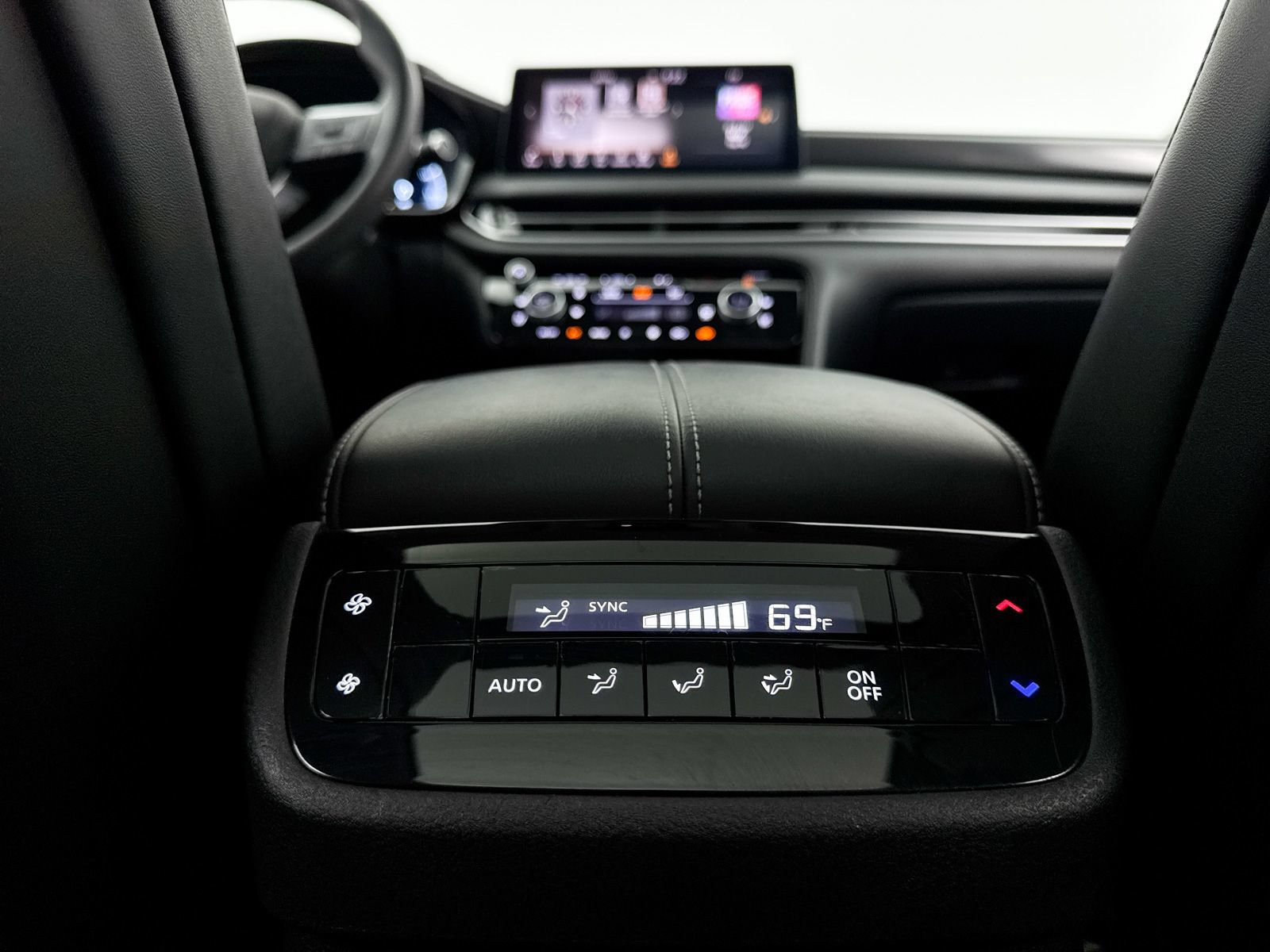 Used 2024 INFINITI QX60 Luxe AWD/4WD image 35