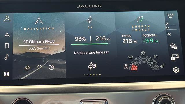 Used 2024 Jaguar I-PACE R-Dynamic HSE AWD/4WD image 34