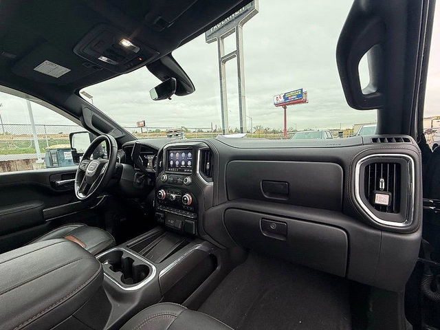 Used 2023 GMC Sierra 2500 AT4 w/ AT4 Premium Plus Package AWD/4WD image 28