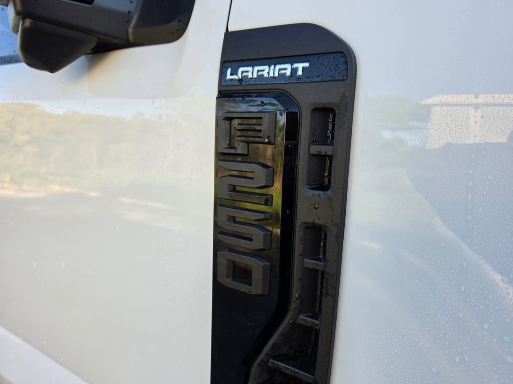 Used 2026 Ford F250 Lariat w/ Black Appearance Package image 50