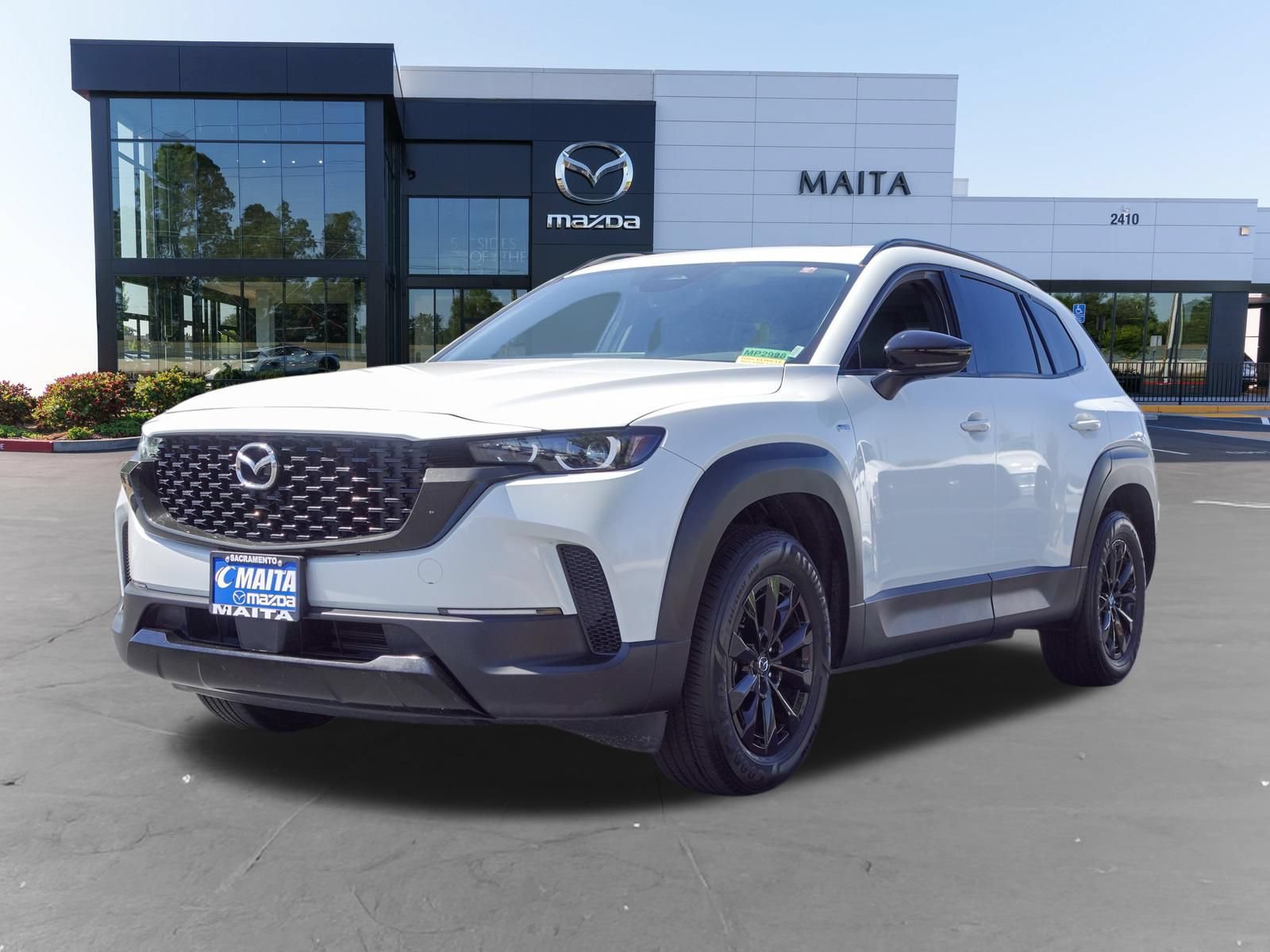 Certified 2025 MAZDA CX-50 AWD 2.5 Hybrid w/ Premium Pkg image 9