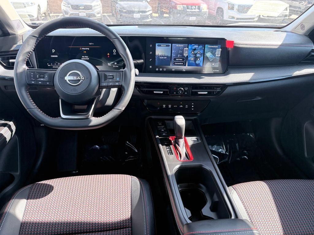 New 2026 Nissan Kicks SR AWD/4WD image 7
