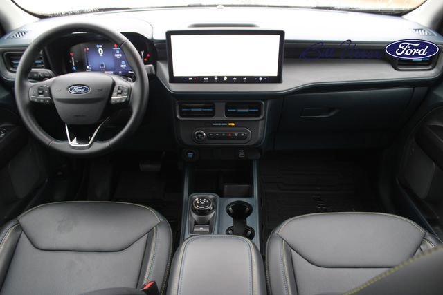 Used 2025 Ford Maverick Lobo AWD/4WD image 15