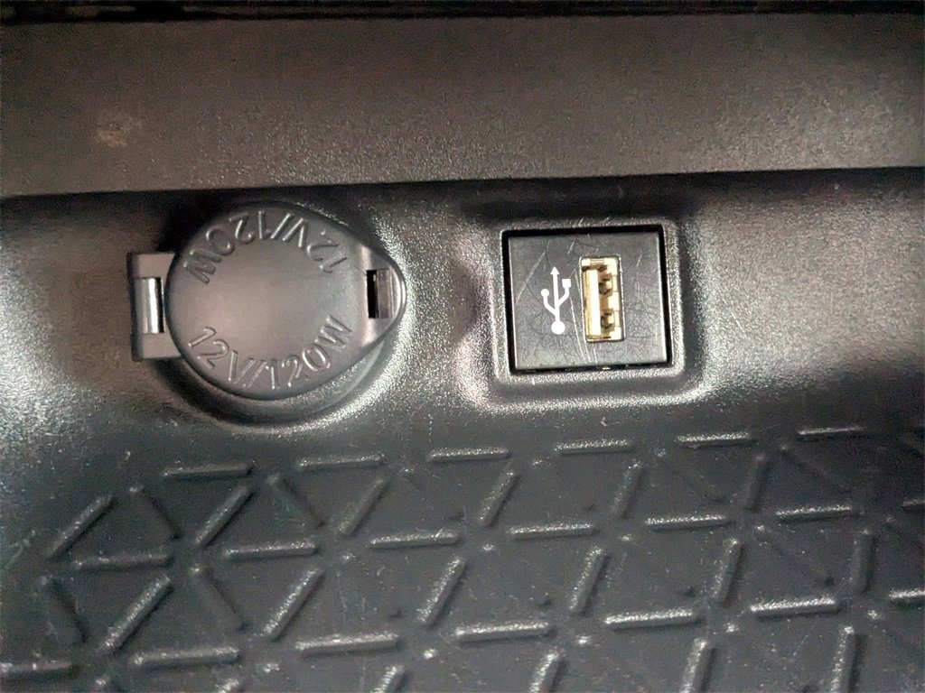 Used 2023 Toyota RAV4 LE image 21