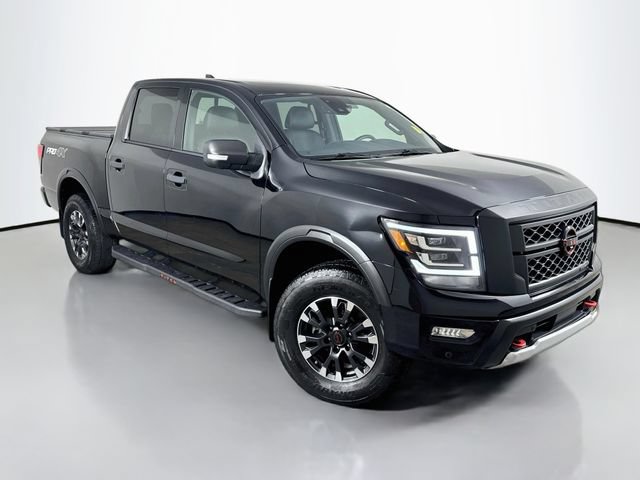 Used 2024 Nissan Titan PRO-4X w/ Pro-4x Convenience Package AWD/4WD image 3